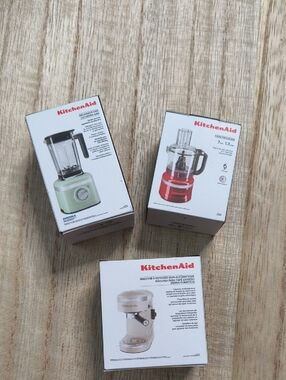 Zuru Mini Brands Home KitchenAid Mini Blender,Food Processor -Expresso Machine
